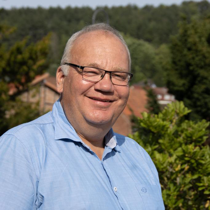  Henning Ropeter